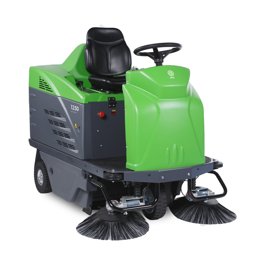 IPC 1250 Binicili Süpürme Makinesi