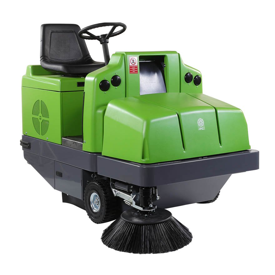 IPC 155 Binicili Süpürme Makinesi